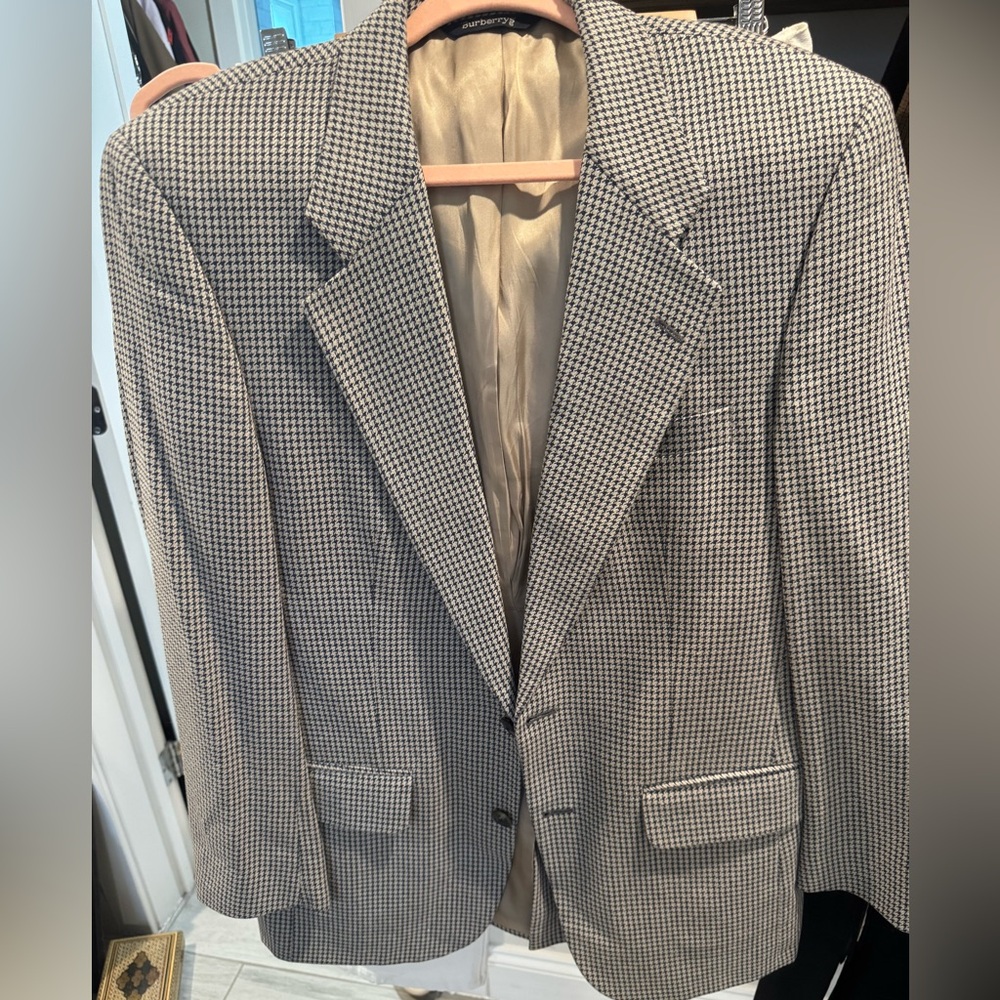 Vintage Burberry’s London Houndstooth Blazer in Navy and White Union Tag